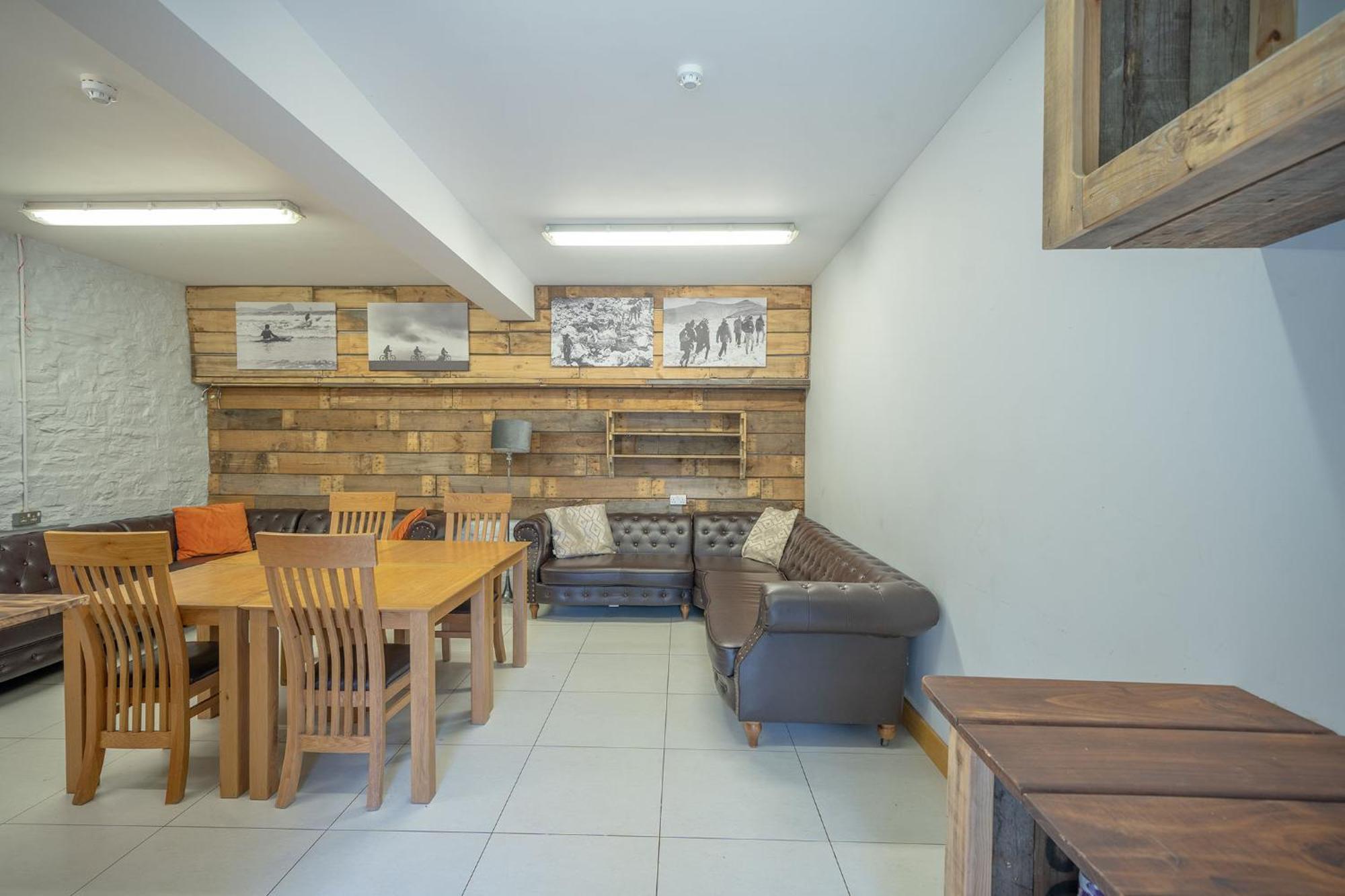 River Wye Hostel Glasbury Exterior photo